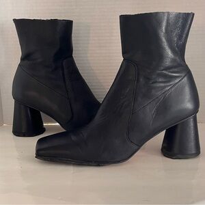 L'INTERVALLE Black Heeled Boots